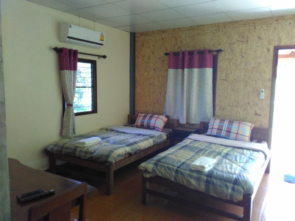Hotel Ban Suan Sukjai Mae Sariang Exteriér fotografie