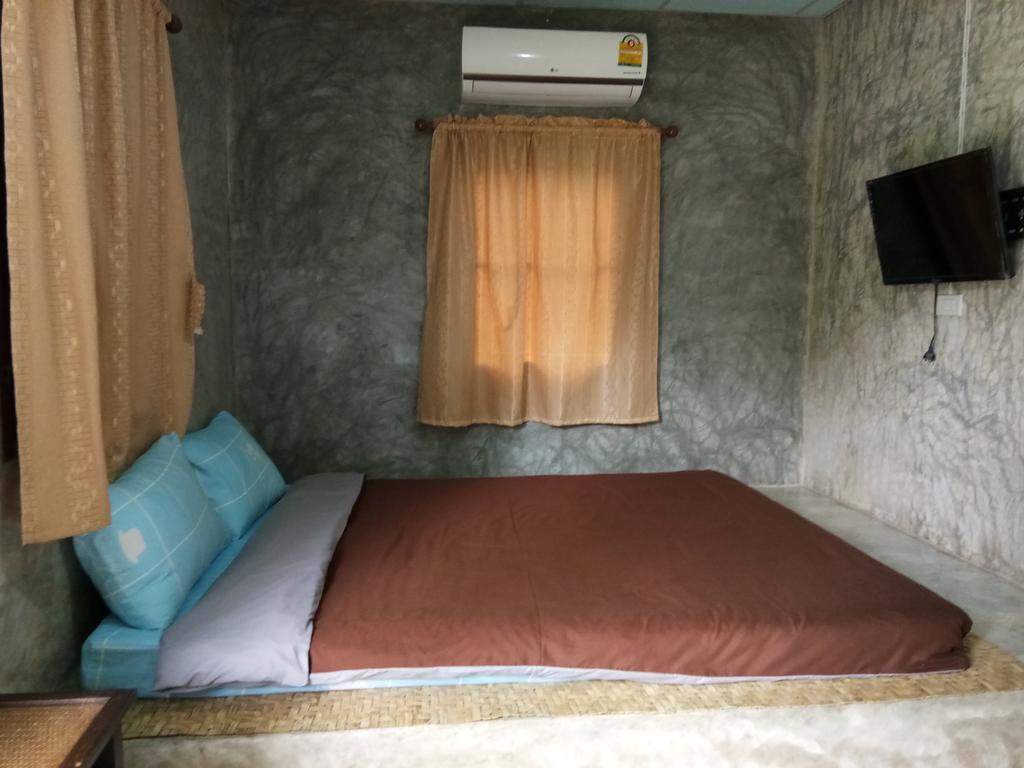 Hotel Ban Suan Sukjai Mae Sariang Exteriér fotografie