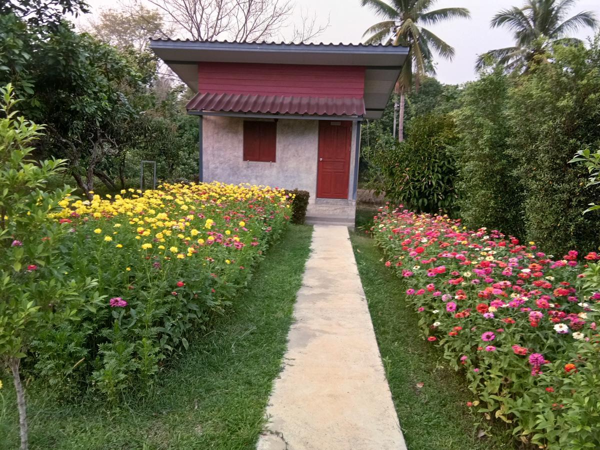 Hotel Ban Suan Sukjai Mae Sariang Exteriér fotografie