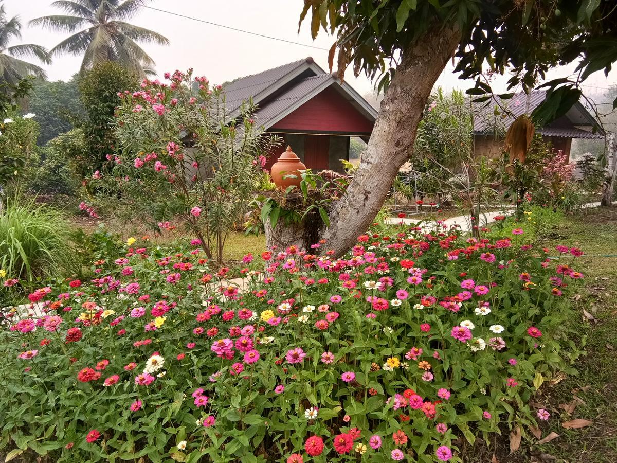 Hotel Ban Suan Sukjai Mae Sariang Exteriér fotografie