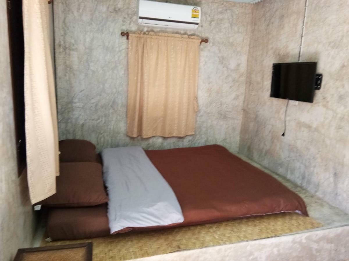Hotel Ban Suan Sukjai Mae Sariang Exteriér fotografie